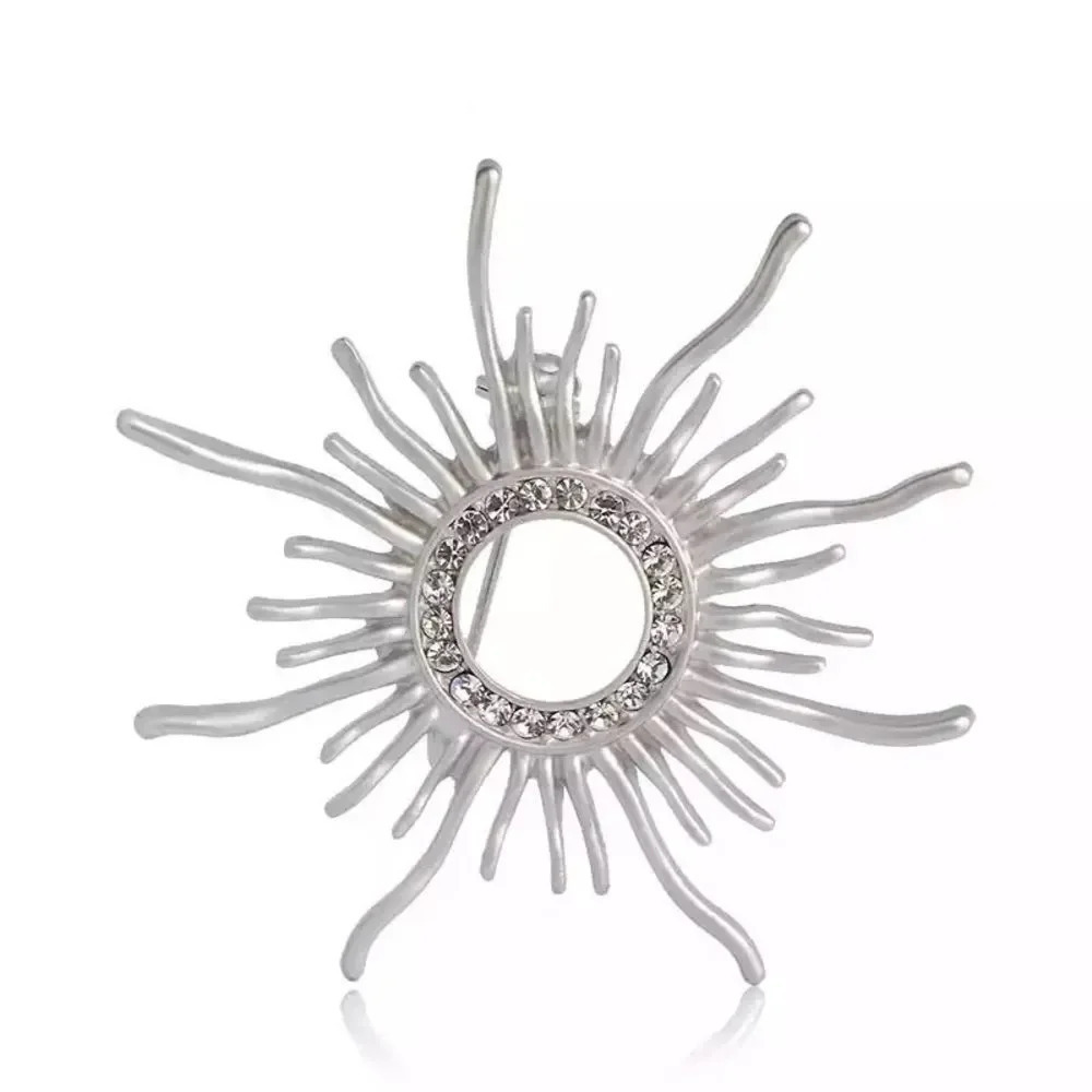 Flower Brooch - Picture 2 of 2